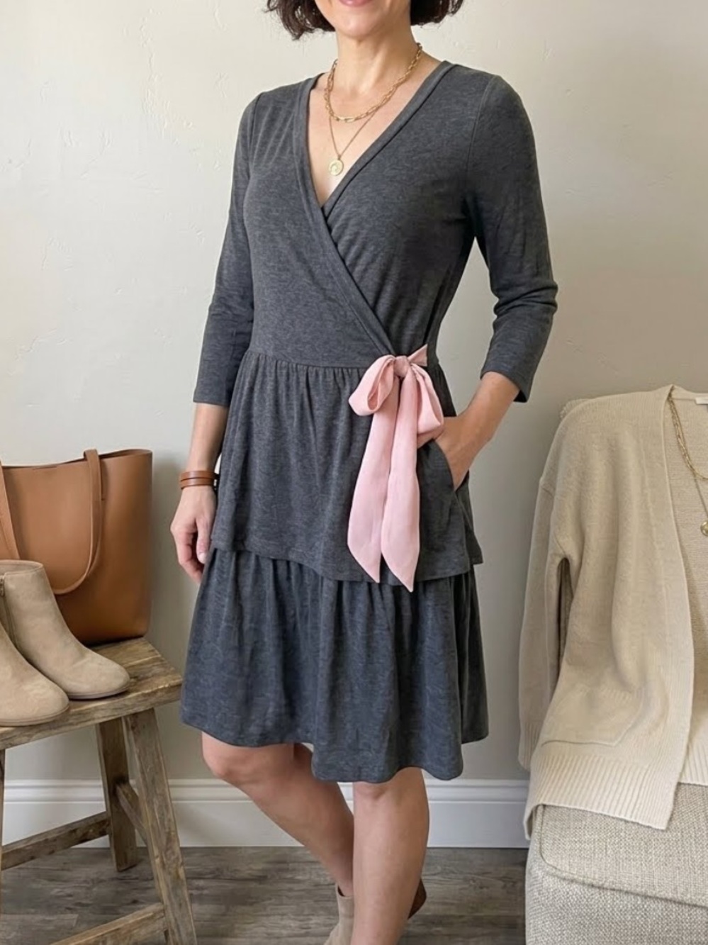 Anthropologie Eloise Gray Wrap Dress Tiered Ruffled Bottom Pink Tie Sz 4